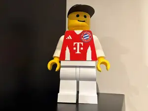 Brickman FC Bayern München Trikot 20cm Figur 500%
