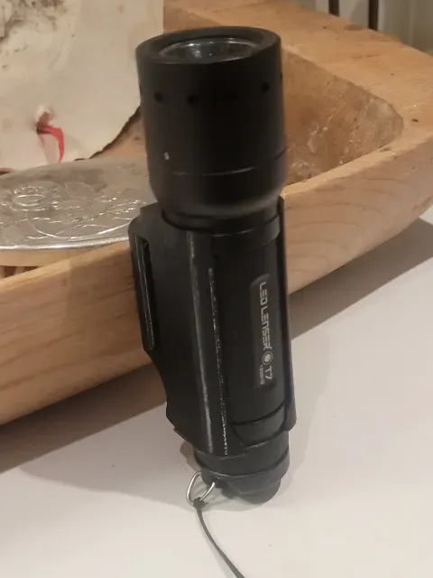 Ledlenser T7 / 30mm Flashlight Belt Holster — Image 2 of 3