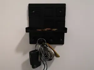 Modern Wall Mounted Key Holder