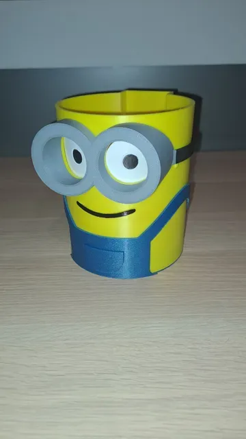 Pot de fleur Minion avec niveau d'eau — Image 4 of 5