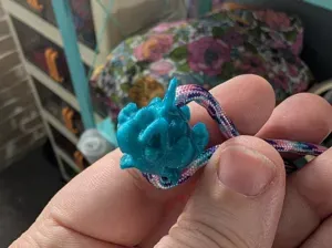 Cute fish paracord bead