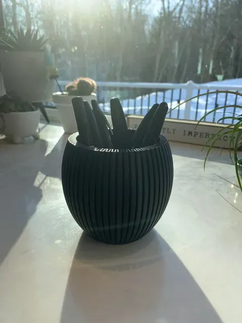 Ribbed Pencil Holder — Фото 3 из 7
