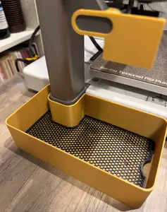 Fixable purge bucket for A1 with deflector