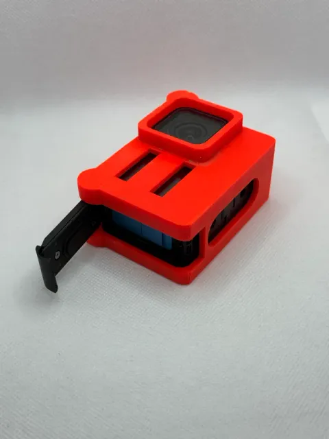 GoPro Hero 9/10/11 Case / Bumper with exchangeable battery in the case. — Image 4 of 5