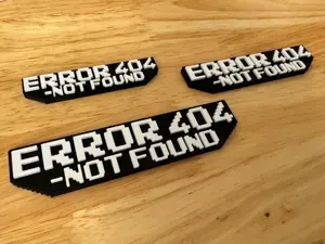 8-Bit ERROR 404 - Fridge Magnet (Hot-Swap)