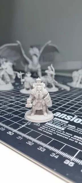 Cleric/Paladin Dwarf Male D&D Miniature (37mm) — Фото 3 из 10