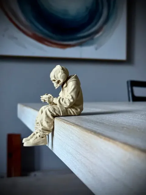 Ledge SkulZ - Edge Sitting Gamer Skull! — Фото 6 из 7