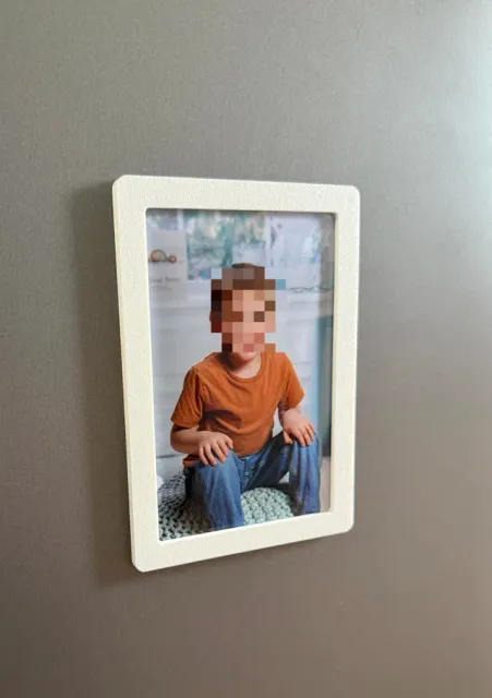 Minimal Magnetic Photo Frame (10x15 cm) — Фото 4 из 5