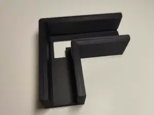 Third Hand Corner Clamp for Furniture Boards 18