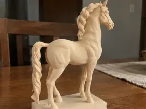 Watchful Horse – Arabian Horse Statue