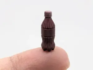 The world's smallest Coca-Cola bottle (0.4 nozzle)