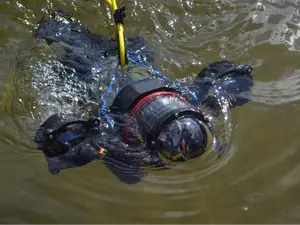 Customisable underwater robot - submarin drone