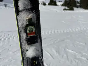 Mini Jagermeister holder Ski - Snowboard shot 0.2