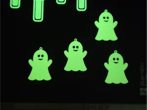Glow in the dark Halloween ghost keyrings