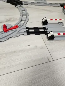 rail compatible with " DUPLO"