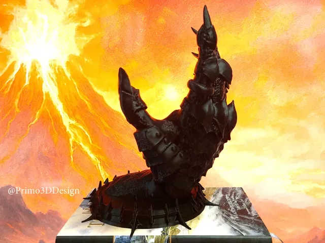 Sauron's Hand from Lord of the Rings Gamepad Stand — Фото 8 из 11