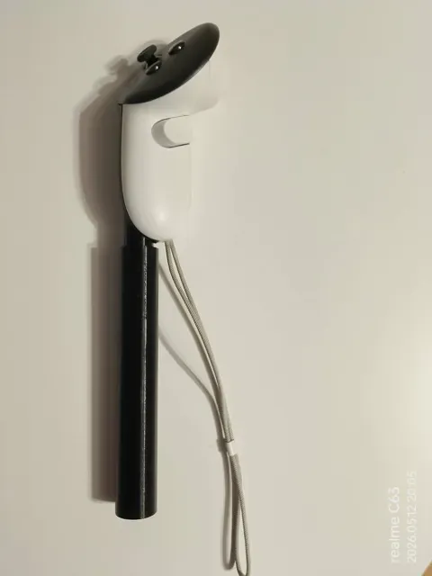 Meta Quest 2 & 3 Controller Grip Battery Cover Mod — Image 3 of 7
