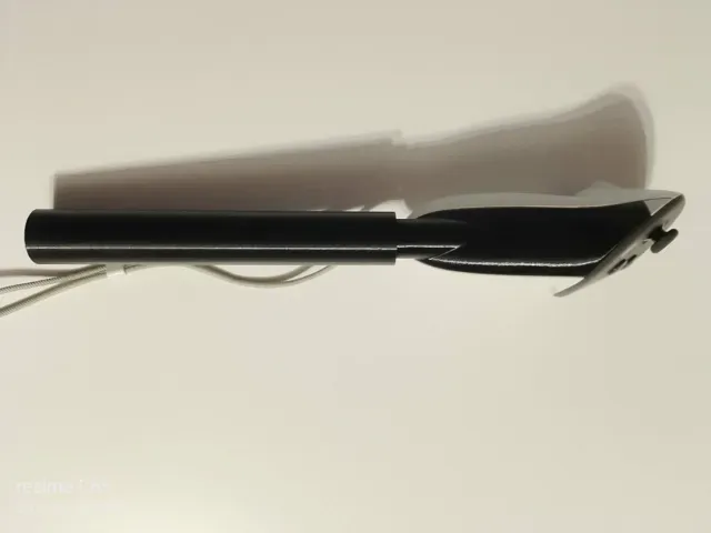 Meta Quest 2 & 3 Controller Grip Battery Cover Mod — Image 5 of 7