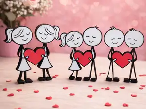 Couple Figurines "Heart" – Modern & Inclusive