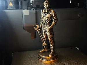 Aircraft Mechanic Statue - Aviation Technician