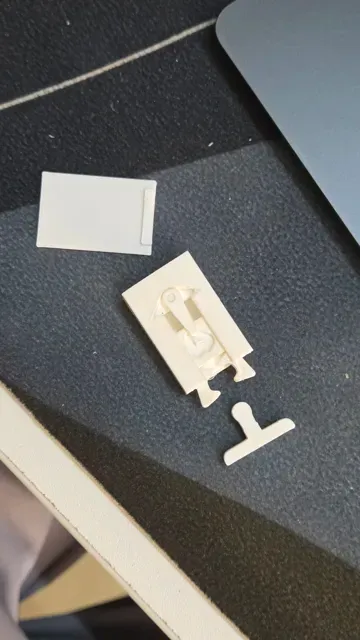 Push Push Lock — Image 4 of 6