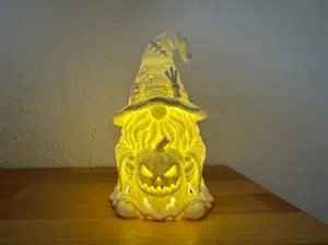 Halloween Wichtel mit Kürbis – LED Teelicht Dekor
