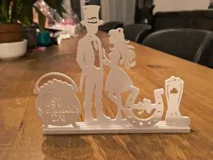 St. Patrick’s Day crafted silhouette decoration