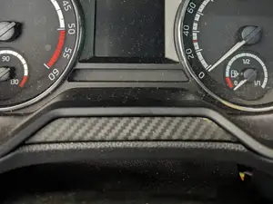 Skoda Octavia 5E RS VRS Tacho Logo unten
