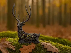 Decorative deer voronoi V2
