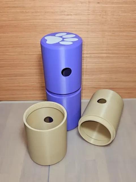 Dog treat rolling dispenser — Image 7 of 8