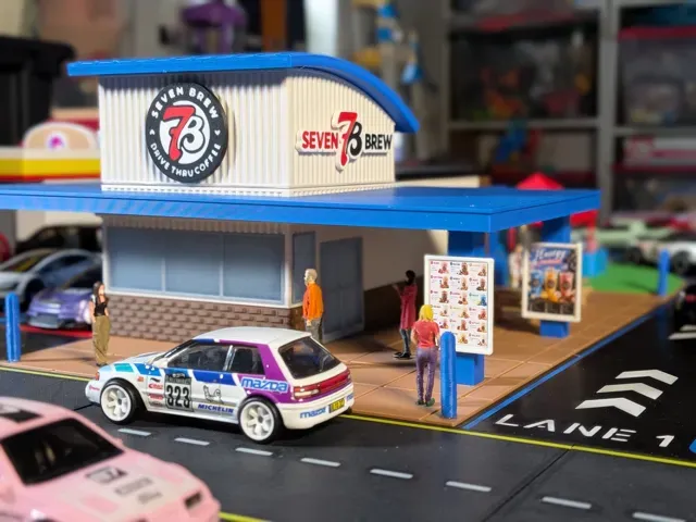 7B Coffee Drive-Thru - 1:64 Scale Diorama — Image 4 of 17