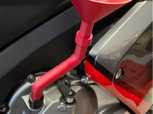 Öltrichter für Motorräder V2