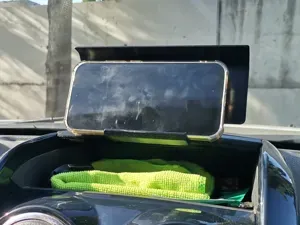 Magnetic phone mount Renault Duster 1st generation