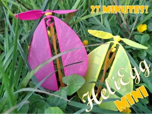 Wind-up flying "HeliEgg Mini"