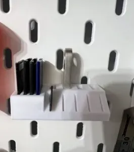 SKADIS USB & SD Card Holder