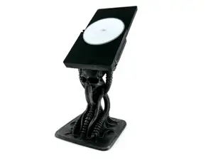 Giger Style phone stand- wireless charging & basic