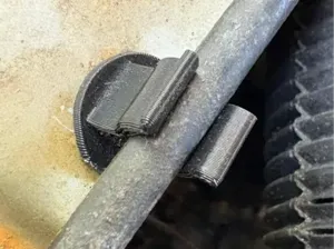 Golf_1_hood_holder