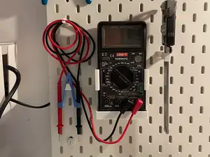 UNI-T M890G multimeter & probe ikea skadis holder