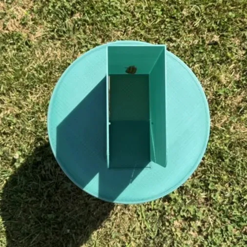 A Better (No-Kill) Mousetrap — Image 2 of 5