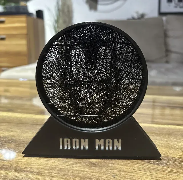 IRON MAN STRING-ART / MARVEL / DECORATION