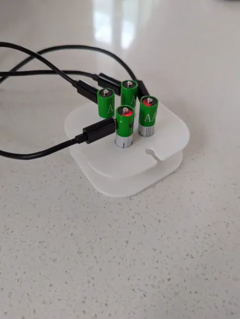 AAA Rechargeable Battery and USB Cable Holder — Image 4 of 5