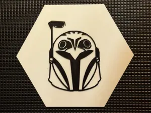 Bo-Katan Helmet Hexagon Wall Art