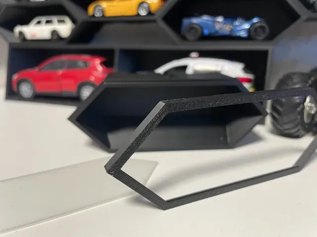 Modular Hex Tilted 1/64 Car Display Shelf — Фото 5 из 5