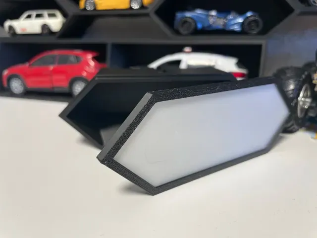 Modular Hex Tilted 1/64 Car Display Shelf — Фото 4 из 5