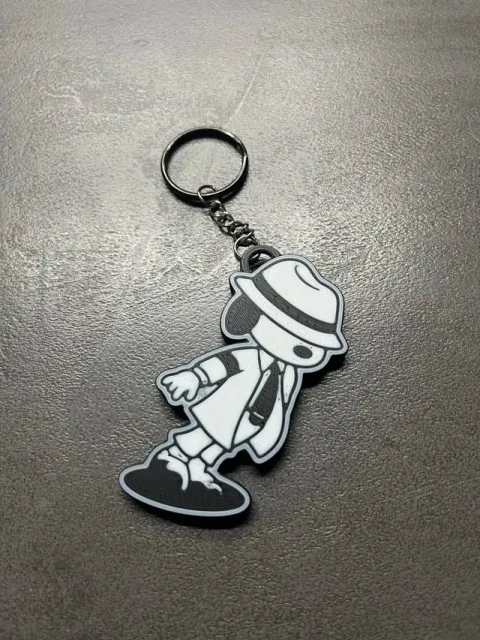 adorable Snoopy -Michael Jackson keychain — Image 4 of 5