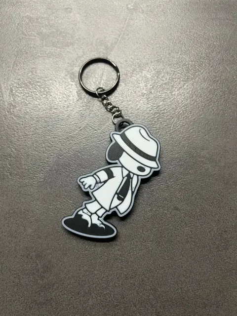 adorable Snoopy -Michael Jackson keychain — Image 5 of 5