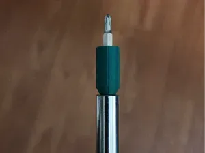 1/4' to 1/8' driver bit adapter