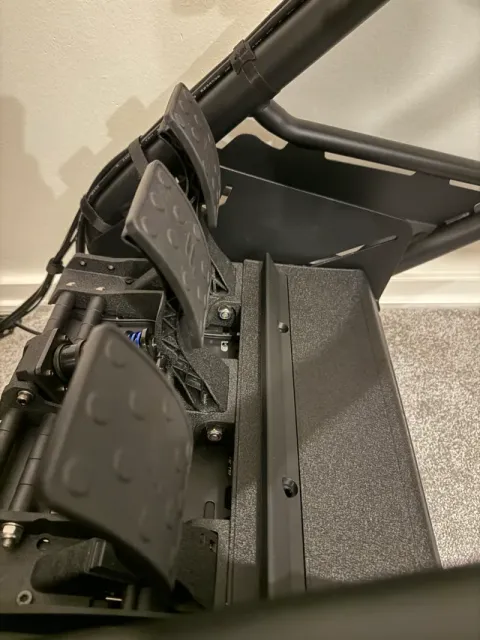 Fanatec CSL Elite Pedals V2 Heel Support — Фото 3 из 4