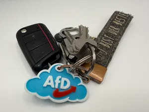 Schlüsselanhänger - AfD Logo auf Wolke