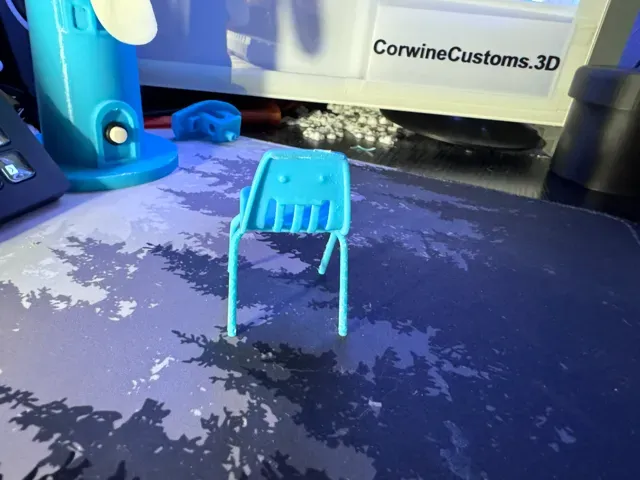Mini Classic School Chair — Фото 2 из 7